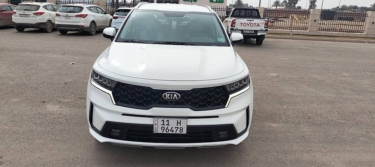 كيا سورنتو 2021 خليجية
سيارة مكفولة من الصبغ سيارة جديدة جدا استعمال شخصي على ايد الي مستوردها ، هزة وسنوية قبل يومين مجددينها ،السيارة باسمي ، ورقمها بغداد 
 فول مواصفات عدا البانوراما 
محرك 6سلندر 
كشنات جلد شركة كهربائيات شاشة كبيرة 
جنطة كهربائية وتشغيل عن بعد 
ماشية قليل حاليا 58
الف فقط حقيقي 
شحن لاسلكي 
والعديد من المواصفات الاخرى 
بيها بارد مقدار شبر اسفل باب الخلفي .
مكان السيارة حاليا واسط الكوت مركز المدينة 
سياره نظيفه  جدا 
للاستفسار اكثر الاتصال على الرقم
***********
