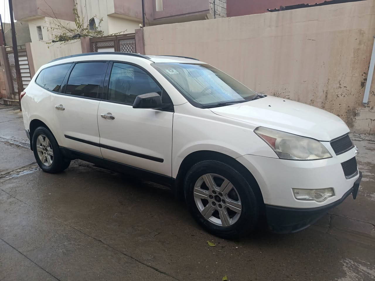 السلام عليكم  اترافس موديل 9 
7 راكب محرك جديد 3600 كير محرك شرط رقم نينوى
مشروع وطني بسمي جان بيها ضرر بابين والصندوك
بدلت سستم كامل ومصبوغات الجاملقات الخلفيه
توحيد لون فقط كابون بانزين بيها شرط التحويل
السعر 92 وبيها 📱 ***********
