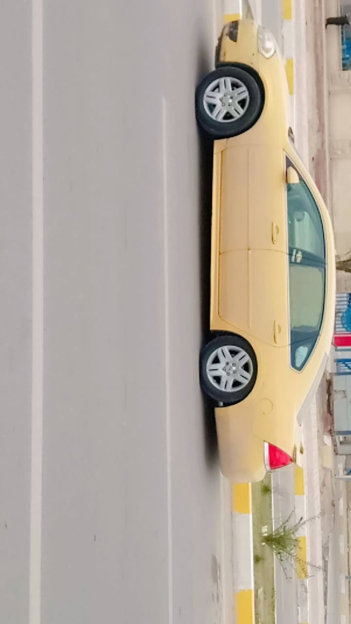 سلام عليكم انباله موديل 10 اصل سياره مكينه 3500 كيره تعليك  صلي شهره من شديتهن كفله  حدادي من طول الطول كله جديد تبريد ثلج ضربته جملغ خلفي شبرين سياره اعواض جديد ضفيره طباه جديده تايرات 75.100 رقمه صلاح دين نكليزي  بسمي مشروع وطنيه جديد  سنويه 30مصفره غرامت مروريه عنوان ناصريه مركز ***********
