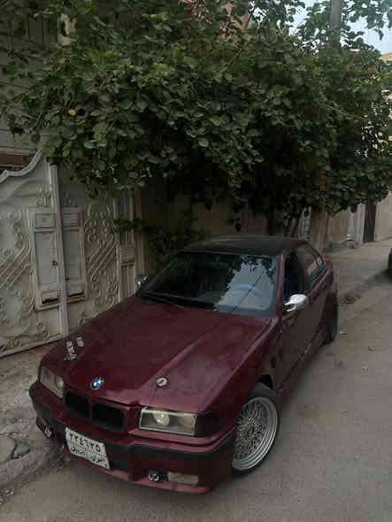 السلام عليكم 
للبيع فقط e36 1991 
مكينة 328 مسكر فانوس 
مكينة وكير خير من الله لا تبخير ولا تنقيص و شلعتهة حلوة 
كير عادي 5نمر zf 
السيارة مال تعمير 
السعر 35 وبيهة مجال بسيط
***********
