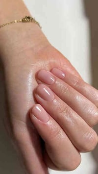 بتـفاصـيل سپا راح نهتم بكل تفصيلة بيج✨🥰 كادر بلجيكي مختص بعالم الاظافر...