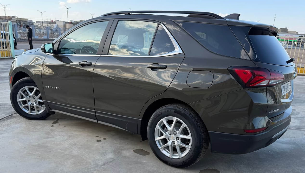 شفرليت كوينكس 2023 فول موصفات اعلئ فئه
حادثه فقط الجاملغ الايسر بدون دواخل سياره جاهزه من كلشي ما نقصه شي رقم بصره جديد سنويه جديده  ماشيه km135 سعر 166$ وبيه مجال 
الاستفسار // *********** البصرة, العراق
