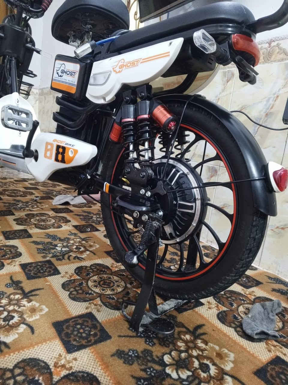 سلام عليكم شباب هي دراجه شحن هلي بل حاوي العباس  رايده 355وبيهه مجال


**إذا كنت صاحب هذا الإعلان وتريد حذفه لأي سبب، رجاءا أرسل رسالة إلى الدعم الفني**