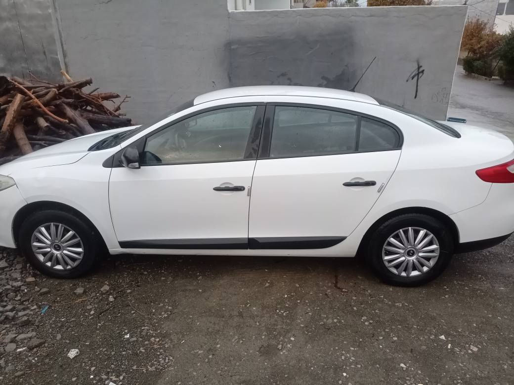 ڕینۆ فلۆنس 2013 هەزەو پاکانەی بۆ کراوە سێ یان چوار پارچەی سبوخە بێ ناوگرتن پشتن و پێش کەپسە بێرباگی نەتەقیوە سەیارەکە لە سۆرانە نرخی 52 کەمێک مەجال سوران, أربيل


**إذا كنت صاحب هذا الإعلان وتريد حذفه لأي سبب، رجاءا أرسل رسالة إلى الدعم الفني**