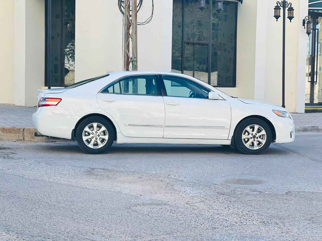 كامري خليجي مديل 2008 سعر 87 قابل للتفاوض الاستفسار اتصل *********** مكفوله من ضربه بيها صبغ مكانات اثر تشليع بدون ضربه بدون تبديل مواصفات شاشه كبيره كامره خلفيه تحكم ستيرن داخل بيجي حساسات امامي وخلفي مكينه اربعه سلندر 2400 مكينه وكير مكفولات حداديه جديده تخم تاير تبريد تدفئه شغال رقم كربلاء مشروع وطني سنويه ل 29 مكان سياره كربلاء عين التمور, كربلاء
