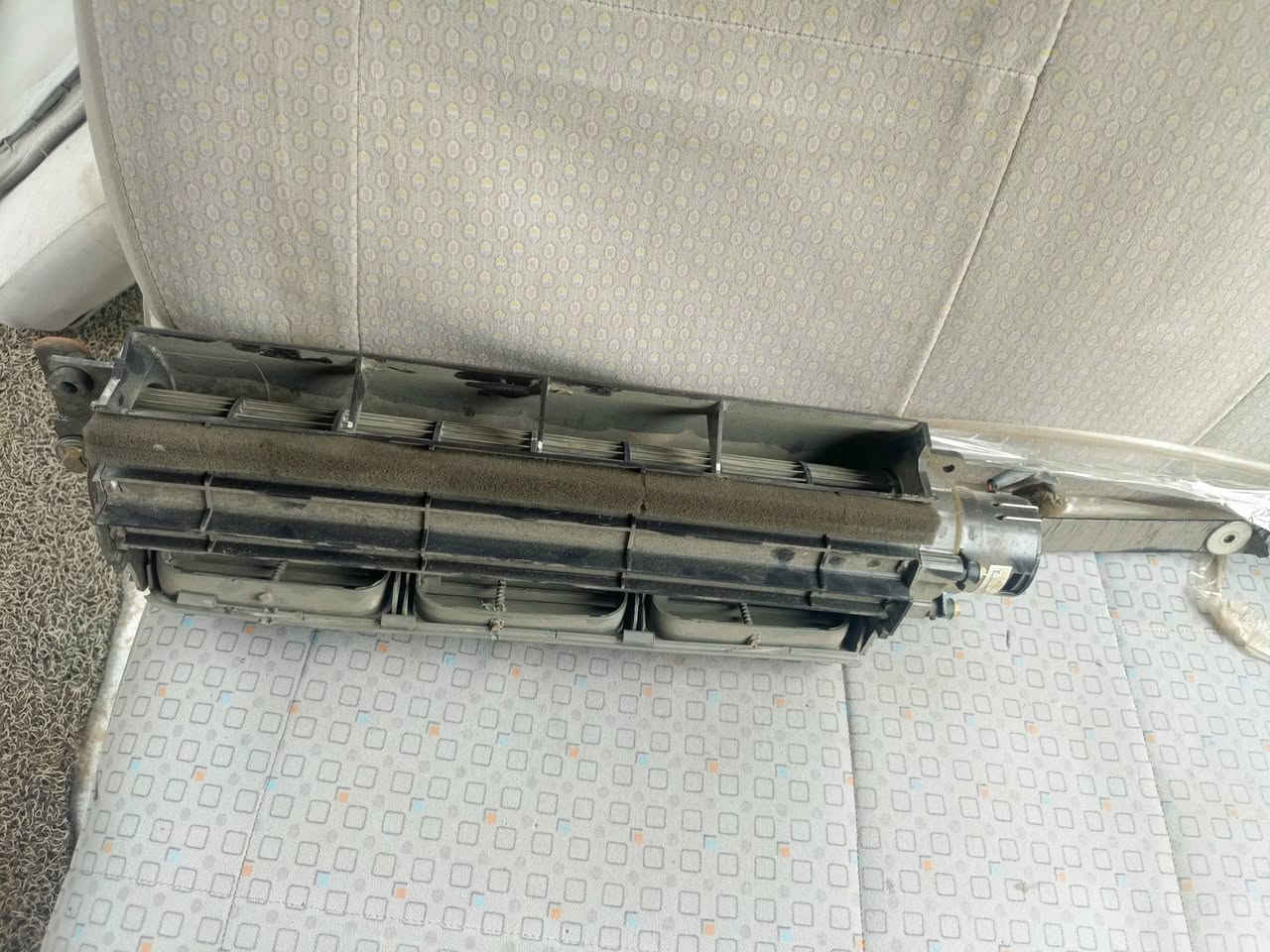 سلام عليكم قراض جنبي h 2 لبيع منهن حاويه ومنهن ضمان***********
