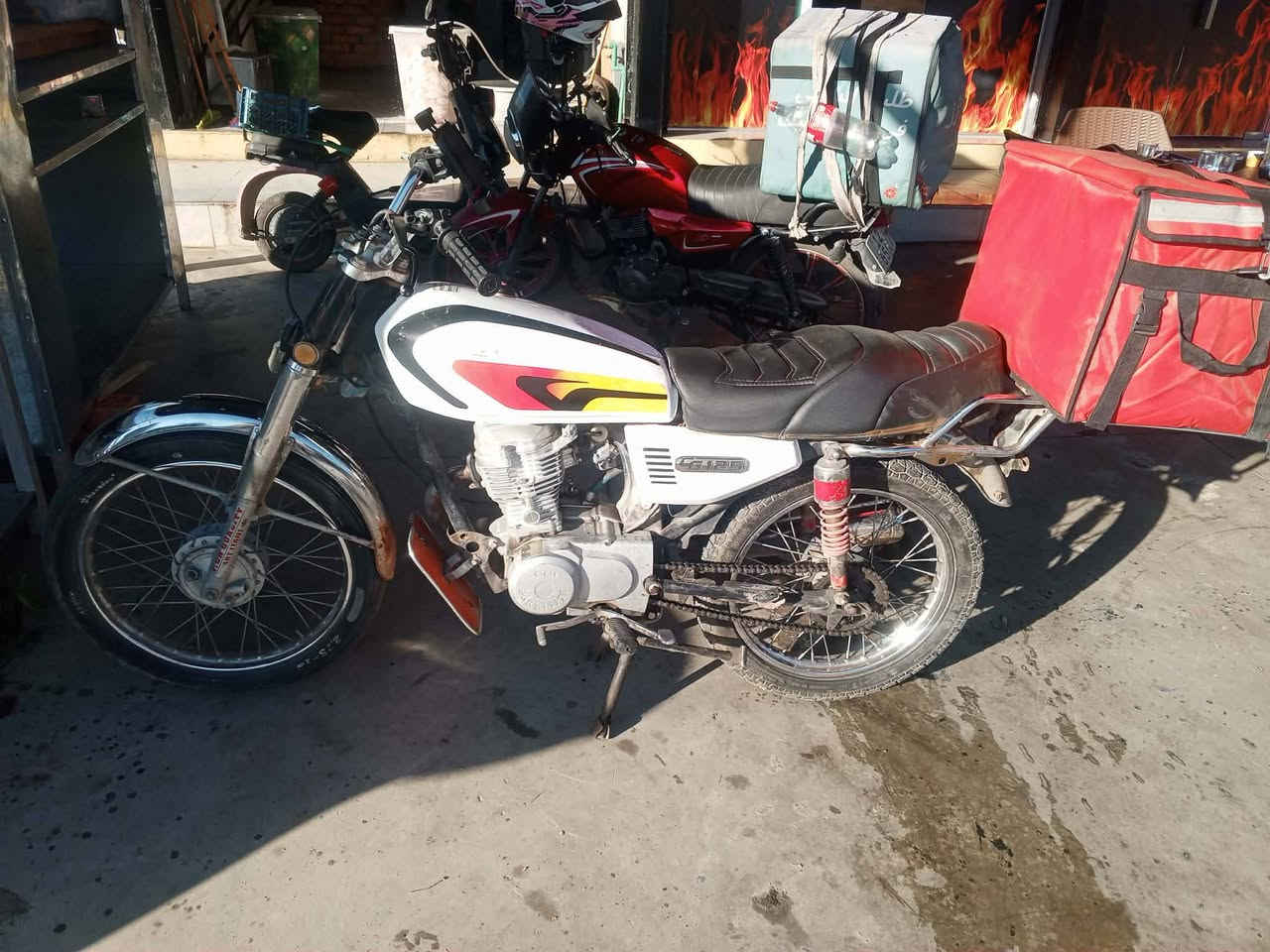 للبيع نامه 9999 نضافه فول بس ناقصلو نواعم شغلات بسيطه سعر 250 بي مجال قليل تفاصيل خاص


**إذا كنت صاحب هذا الإعلان وتريد حذفه لأي سبب، رجاءا أرسل رسالة إلى الدعم الفني**