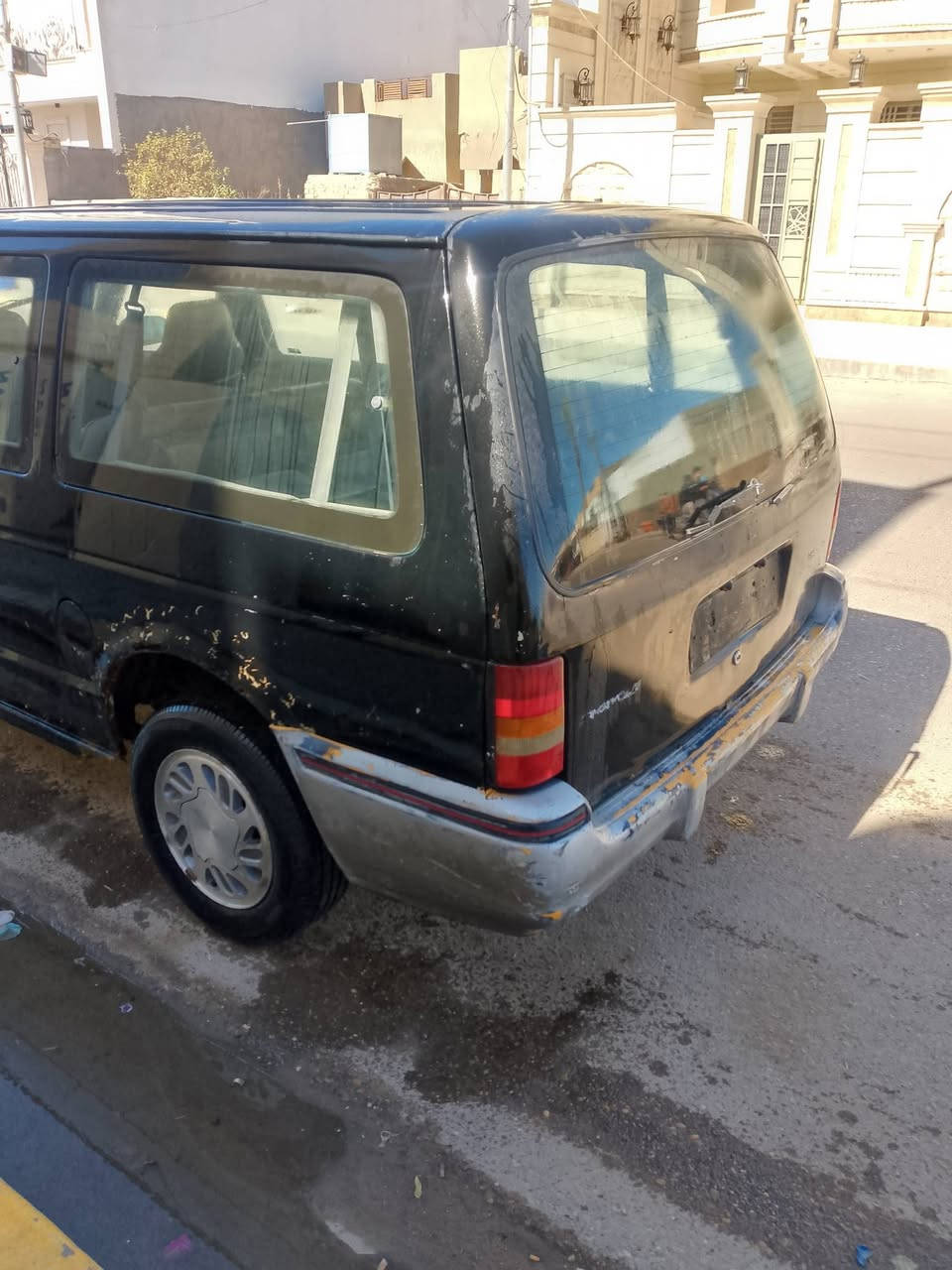 سلام عليكم 
للبيع دوج كلايسر بلاديه محرك 3300
تبريد رقم بغداد صاحبه متوفي 
داخل نضيف ويل كب سعر 25
***********
