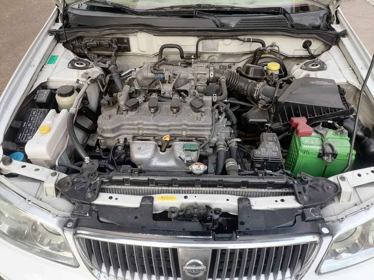 السلام عليكم 
للبيع نيسان سني موديل ٢٠٠٩ ياباني رقم بغداد دولي بسمي السياره جديده بدون حادث وصبغ بيها صبغ شويه يم اليده مال الباب الخلفي محرك ١٦٠٠ مكينه كير صدر تبريد شركه تخم تاير جديد غرفتها مدوشمه جلد شاشه كامره ٤ جام كهرباء سويجات ٢ كتلوكاتها وياها السياره كلش نضيفه جاهزه وعالفحص 
السعر ١١٣ وبيها مجال 
مكان السياره بغداد حي الخضراء 
للاستفسار ***********
