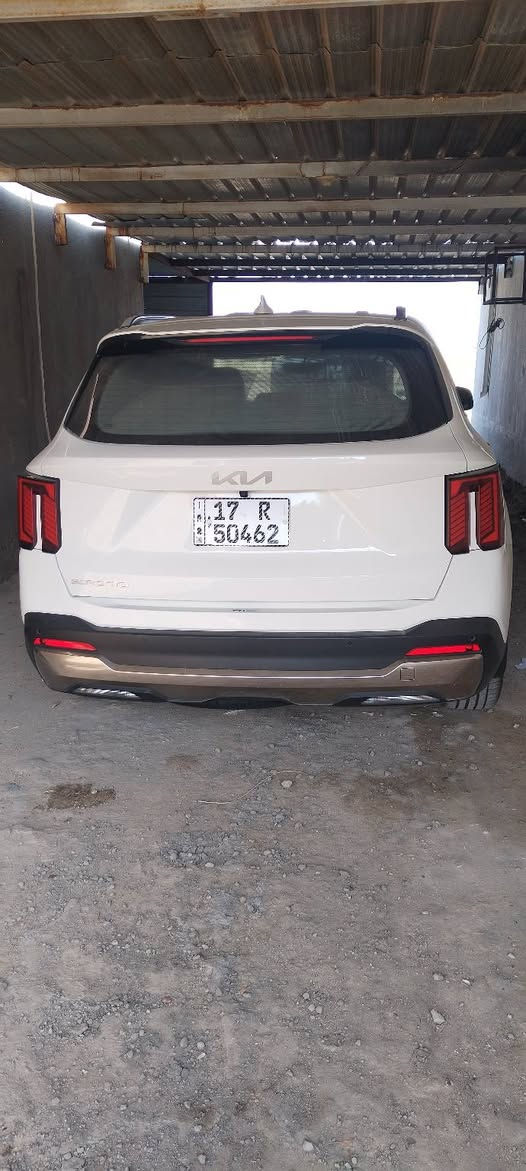 كيا سيراتو موديل ٢٤ بسمي شخصين مدور ثاني يوم مكان السياره بالسماوه كفاله عامه ٦سلندر الشراي يتصل ***********.  ***********
