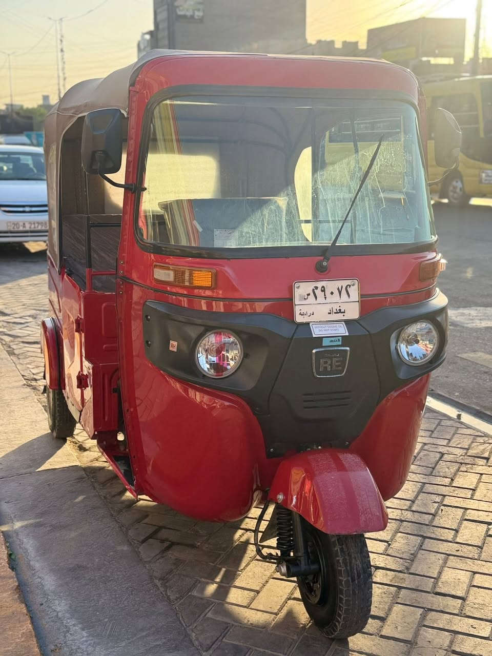 سلام عليكم تكتك موديل 22شهر 8رقم وسنويه بسمي تحويل ثاني يوم شراي بنتصل ***********
