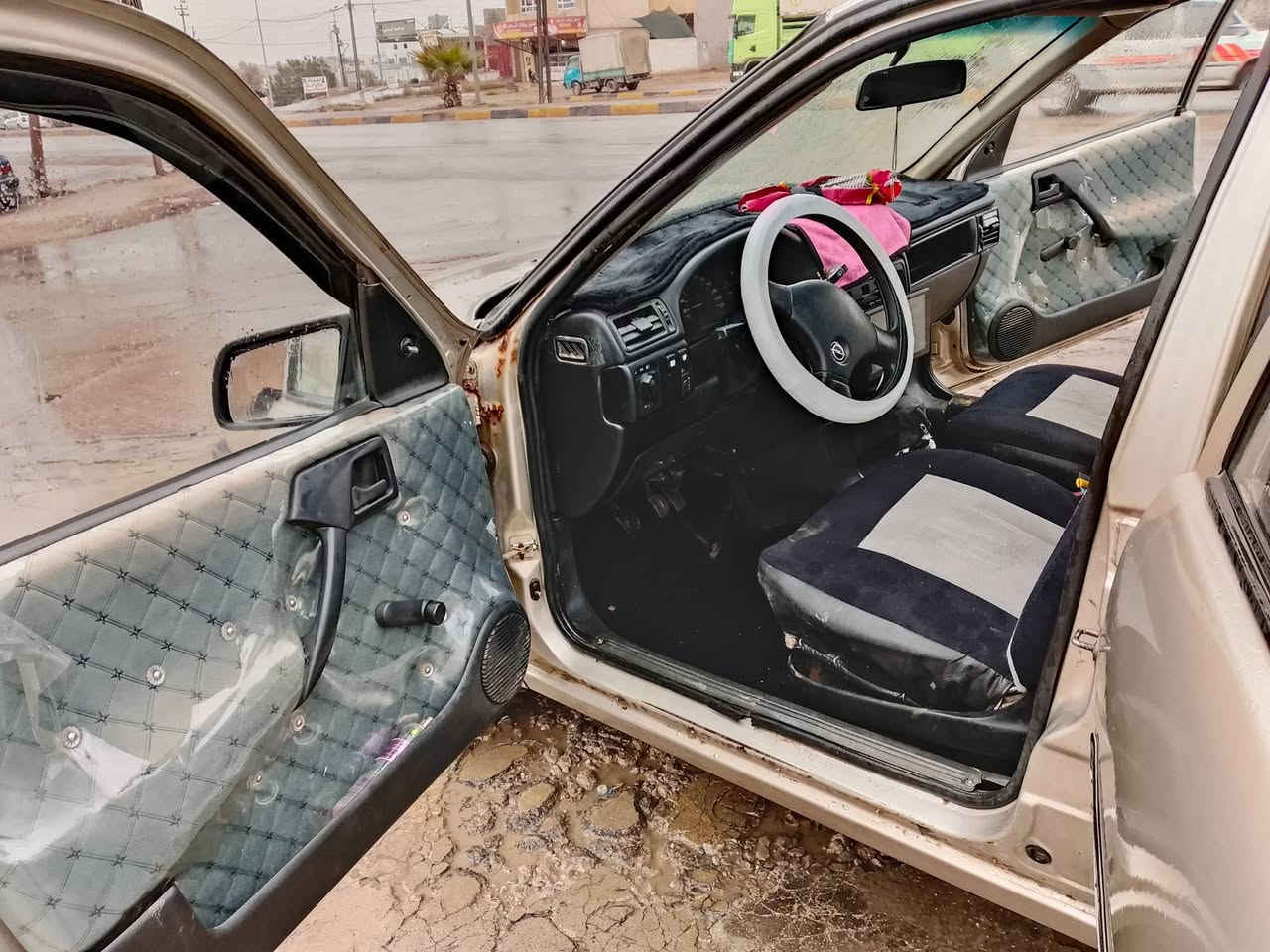 السلام عليكم ورحمه الله وبركاته اخواني فكتره حجم 16 للبيع موديل 93 السيارة جاهزا بي بديت نفخ  رقم بغداد مشروع وطني الشرعي بل موصل كابون بنزين بيها السعر 33او بيها مجال للشاري ***********.  
***********
