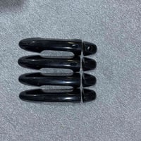 كفر يدات اسود لامع مال هايلوكس ابو البصمة سعر ٢٠ الف توصيل موجود ٠٧٧٢٢...