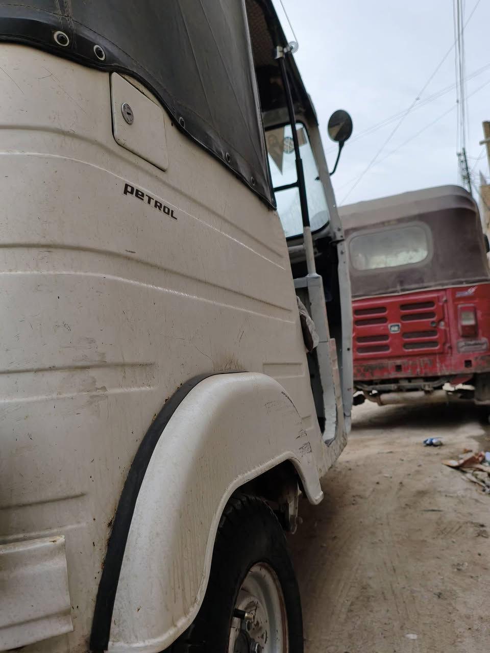 السلام عليكم تكتك عشرين كشر كفاله عامه تكتك خير من الله فقط مكينه بية بكن يعني يرادله فشك ول كشر كفاله عارضه 7300 وبية مجال مكاني بغداد لامين الثانية


**إذا كنت صاحب هذا الإعلان وتريد حذفه لأي سبب، رجاءا أرسل رسالة إلى الدعم الفني**