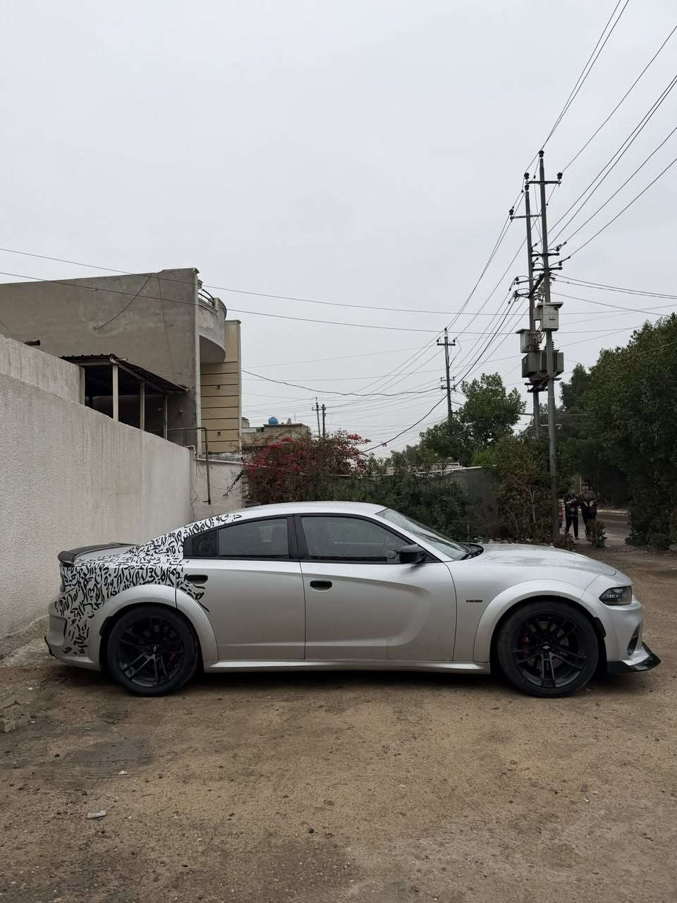 السلام عليكم سكات باك 6400//2019
محدثه ٢٣عليها وايد بدي اصلي 
ومنضومه اكزوز
شوته رياضي
مبرمجه برمجه صحيحه 
صالنصه تحكم ريمونت
ويل وايد بدي اصلي 
السياره خير من الله 
حادثها الباب الخلفي مبدل والجاملغ معدل البجم كبس مملعوب بي
عنوان بغداد الجديده النعيريه
***********
