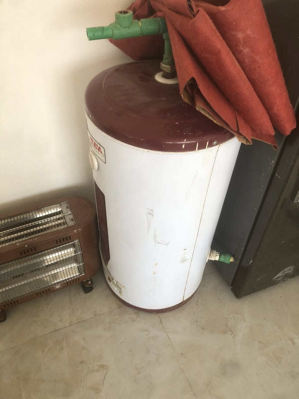 السلام عليك
عندي هاذة الكيزر و الماطور 
للبيع مكاني بل شعلة


**إذا كنت صاحب هذا الإعلان وتريد حذفه لأي سبب، رجاءا أرسل رسالة إلى الدعم الفني**