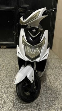 للبيع الدراجه شوفت عينك مابيهة كل نقص كامله من كلشي كهربائياتهة كلهة ش...