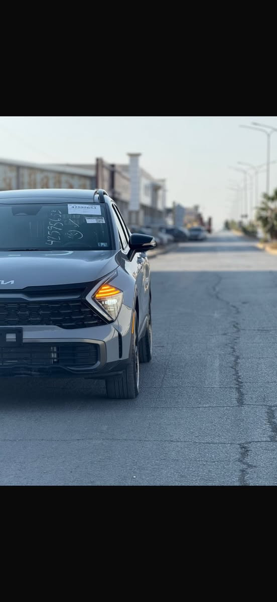 سلام عليكم كيا سبورتج مديل 2024 فول مواصفات بصمه كرسي كهرباء شاشه رادارات جنطه كهرباء كراسي تتفئه تشغل عن بعد  بنوراما جلد لد اماني خلفي فول موصفات مكفوله كفاله عامه ماعده جنطه بيه صبغ بدون حوض جميع اليرباكات سليمه 
حالين سياره بل الاردن اتريده حره او شهداء تدخل ماشيه 10الف 
ومكاني بغداد بلديات *********** وات ساب فقط
