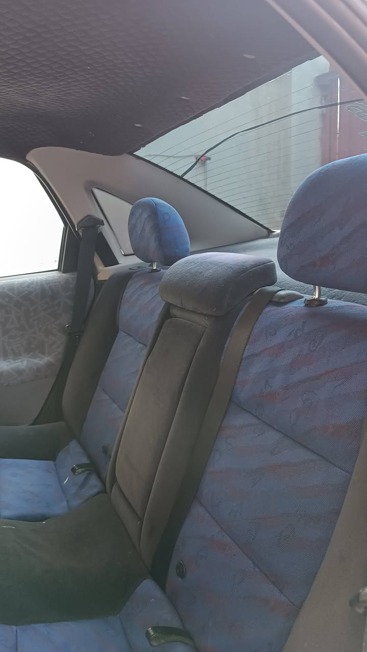 السلام عليكم وبل فتره بزون موديل 98رقم اربيل مسطره شرط تحويل محرك 6بخاخ علي 4ورقات غرامه ينزل من سعر لون ابيض تربيد تدفيه بس البوري مبعوج مكان موصل رشيديه *********** سعر 46 ورقه بيمجال قليل يرهم نقد فقد
