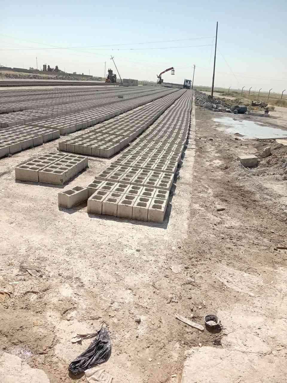 🏗️ تبدي تبني؟ خلّي أول خطوة تكون مضمونة!
الأساس القوي يبدي من البلوك الصح  ✅

🧱 بلوك درجة أولى، مفحوص ومجرب
✔️ شغل نظيف بمواصفات هندسية ومختبرية
💵 السعر: 450 ألف لكل ألف بلوكة –مطروح ب المعمل 

🚛 نقل ويـّا رافعة بنفس الوقت
🔹 نرفعلك البلوك للطابق الاول
🔹 نوزعه على البتلو داخل الغرف
🔹 نوصل حتى السياج
🎯 وين ما تكون ب(ديالى وبغداد) راح نوصلك!
💧نوصلك باللوري وبسعار مناسبة 

💬 راحتك تهمنا… ولهذا وفرنالك كلشي حتى تكون بداية شغلك مرتبة وبدون تعب

📞 للاستفسار ولتصال***********

