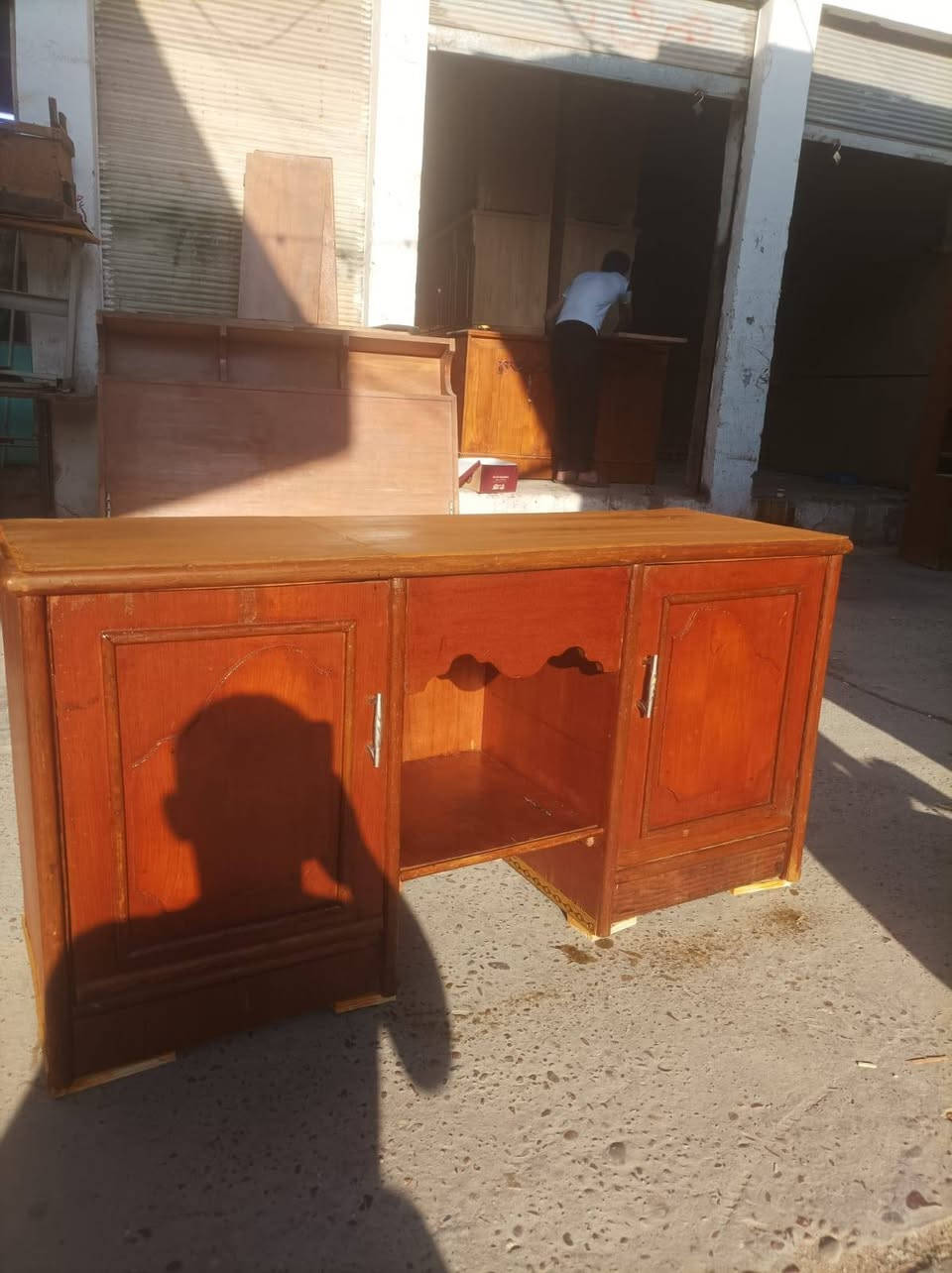 محل ياسر 
كنتور 6 باب ملحق السعر 250 كنتور 6باب ملحق السعر 225 كنتور 3 باب السعر 160 قنفات عدد 2 السعر الوحدة ب50 كومدي بابين ب15 بوفية مترين ونص السعر 90 بوفية مترين ب 80 بوفية مترين ونص ام الجرارات ب100 كنتور بابين ب90 العنوان قضاء بلد سوق المسقف قرب جامع بلد الكبير للأستفسار الإتصال *********** او مراسلة الصفحة
