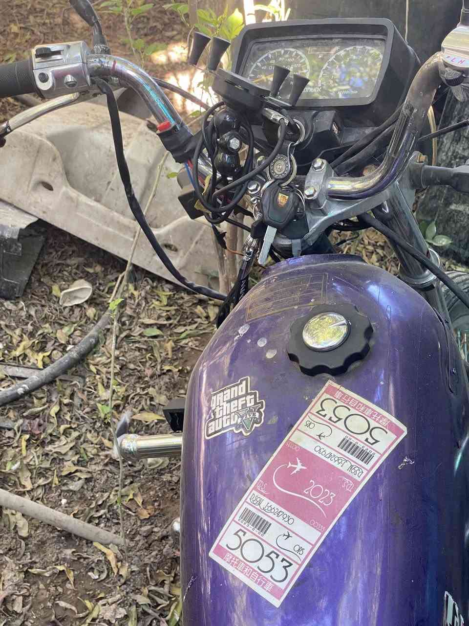 دراجه تايكر اربعه كير
لا تنقيص لا تبخير خير من الله مكينتها
كهربائيات كلها شغاله 
موديل 20 
مكاني بغداد الكرخ سعرها 275 الف 
للاستفسار ***********
مراوس عادي
