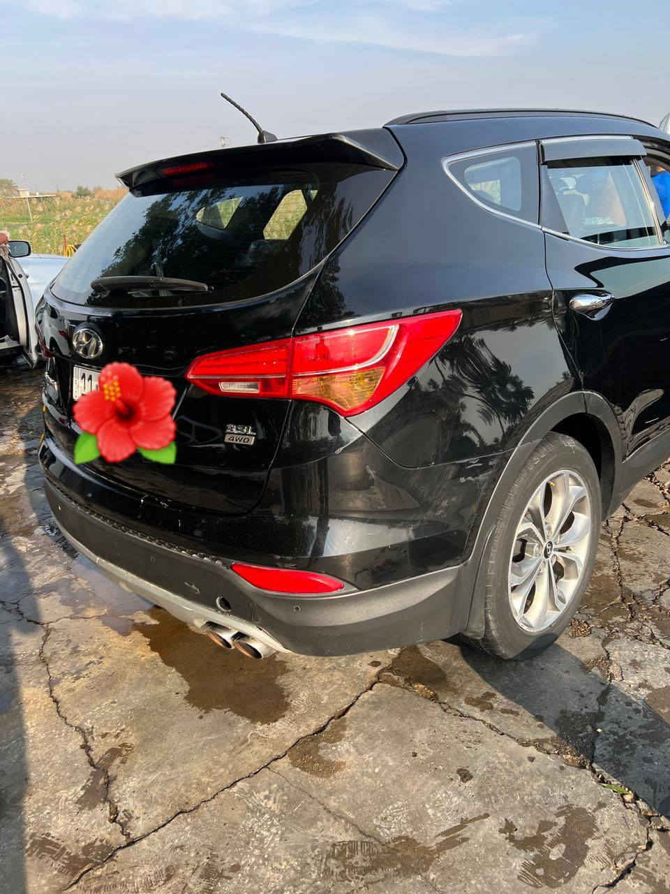 للبيع سنتافي موديل 2014 رقم بغداد انكليزي بأسمي فول مواصفات بيها بارد مقدار شبر بالبنيد ورش صبغ كذلك مقدار شبر بقبق الجنطه محرك 6 سلندر جاهزه من كلشي مكاني بغداد للاستفسار الاتصال ***********
