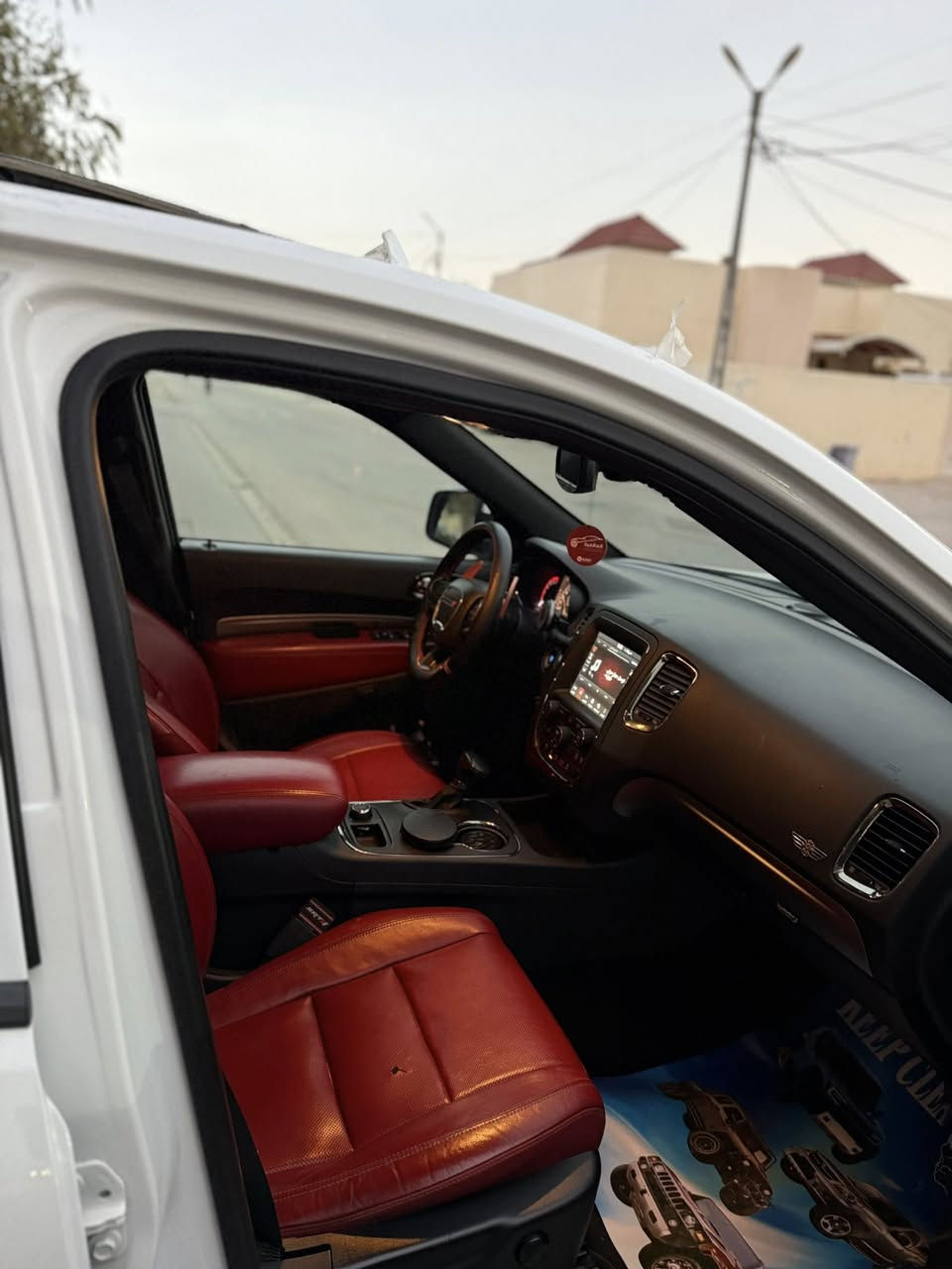 دوج دورنكو ٢٠١٩ خليجي وكالة هارلم RT
السيارة فول مواصفات بيها فقط باب السايق ربع صبغ بدون معجون ماشية ١٣٠ الف كيلو 

للأستفسار: ***********
