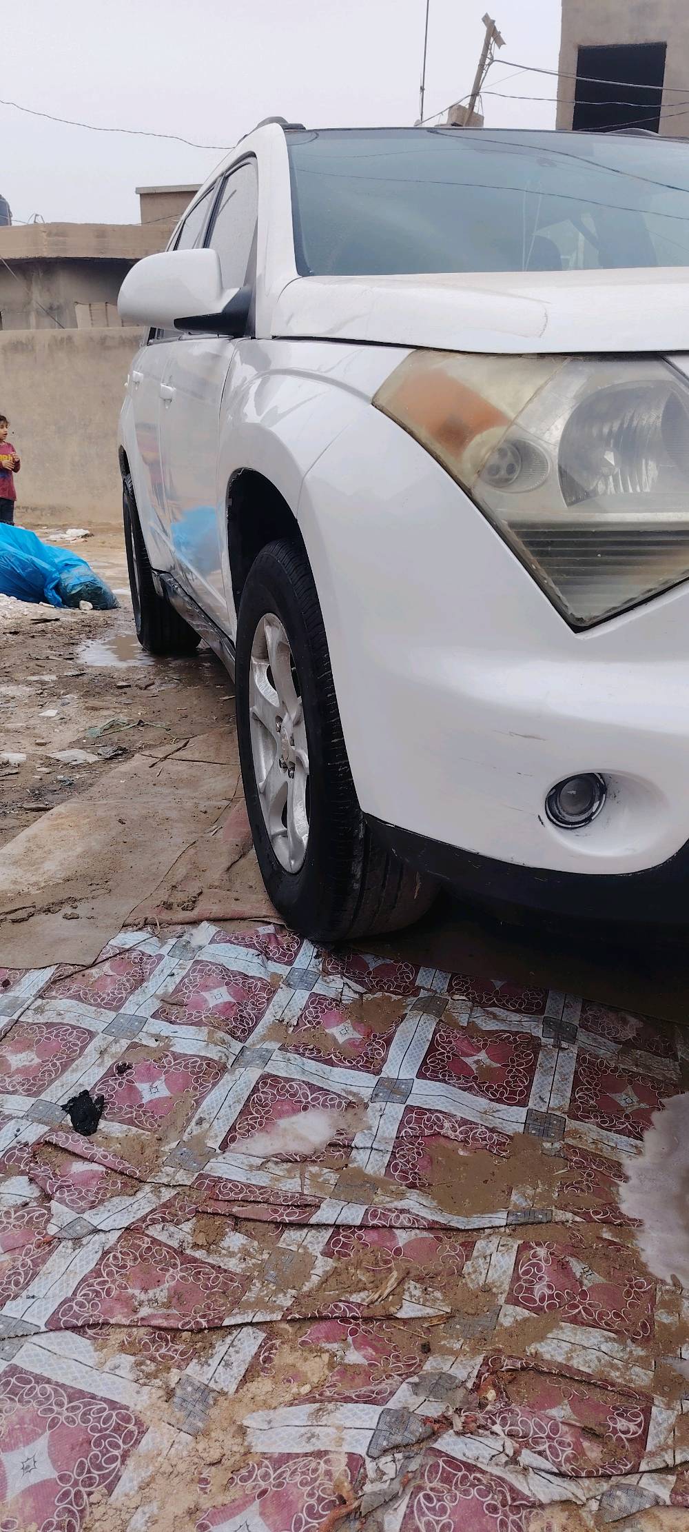 سازوكي موديل ٢٠٠٨ حلوة وجاهزة تبريد شغال مكينة محور كامري مال حاوية جديدة حدادية جديدة السعر ٧٠ وبيها مجال اي استفسار على هذا الرقم واني ممنون *********** 