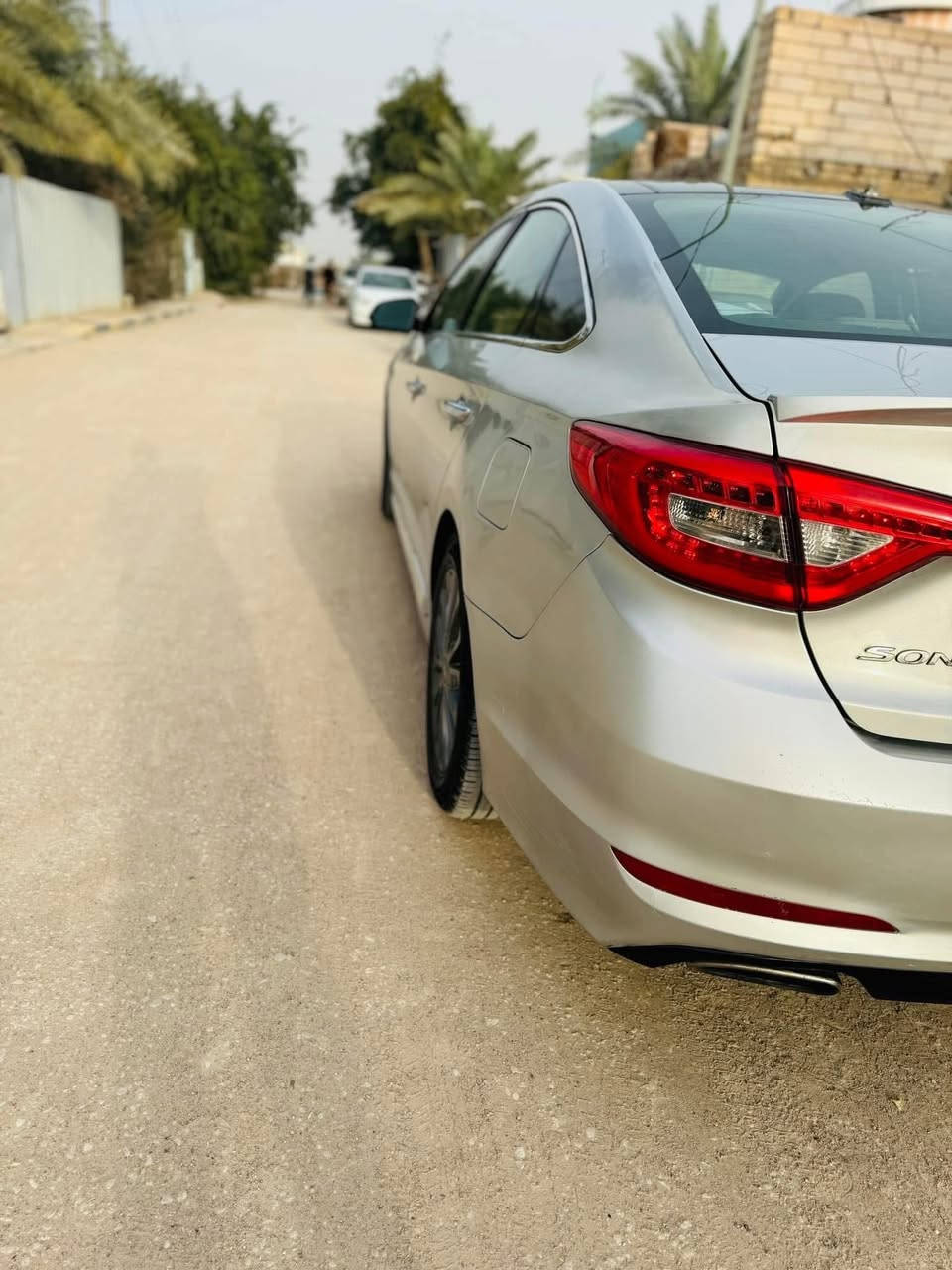 سوناتا 2015 لمتد 1/1 كربلاء 
بصمه تشغيل و ابواب دخول ذكي
بانوراما 
تبريد تدفئه كشنات 
كشنات كهرباء
مناخ منفصل
رادار جانبي
رادار خلفي
جنطه تفتح عن الاقتراب
لايت ليد زنون 
خزن ميموري كشن 
بردات خلفيه بلاد 
صاح بالدشبول
تدفئه ستيرن
حادثها بنيد سرقه ب امريكا و بالعراق صبغ چاملغ خلف السائق
السعر 133$
النجف الأشرف 
***********
