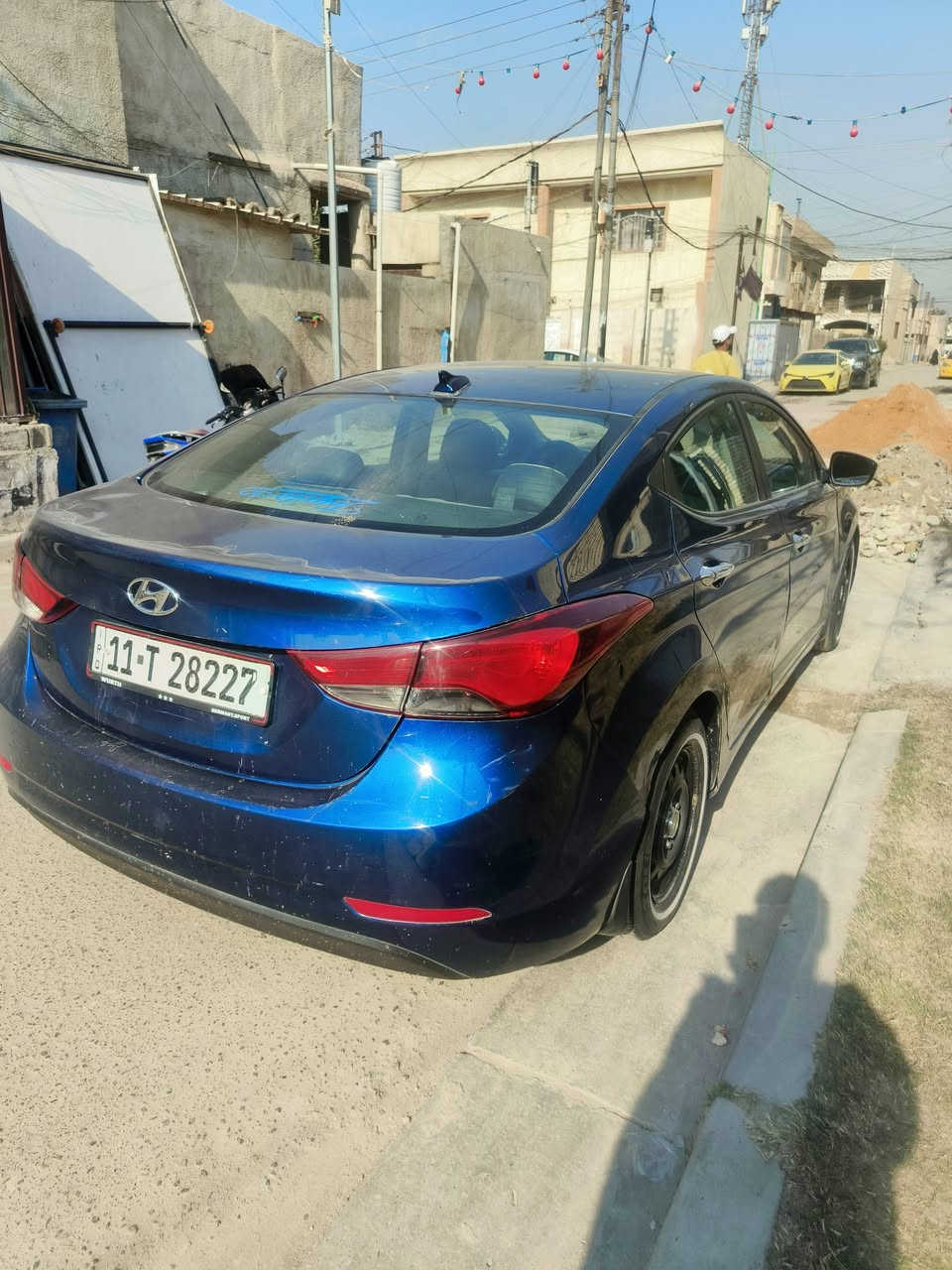 السلام عليكم  مطلوب مراوس بموديل 2021 وفوك
اموديل 2016 امريكي حادثه جاملغ وباب  وهنا قبق جنطه من فوك صبغته رقم بغداد بسمي 
مكينه مبدله جديد وكير جديد
صدر قبل شهر بدلته 
عليه ادامه كامله منظومه بانزين وبلكات ونوزلات 
دوشمه مال كوستر بالنواب 
مراوس بموديل من ٢١ وفوك 
شعدك دز خاص اواتساب 
***********
