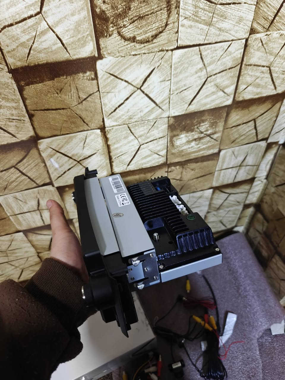 شاشە جوکر ئەندرۆید وای فای
فوول مواصفات+کامیرا+یوتوب+وای فای+جی پی ئیس+گۆگڵ+پلی ستوری
جدید  
سعر 60الف 
***********
