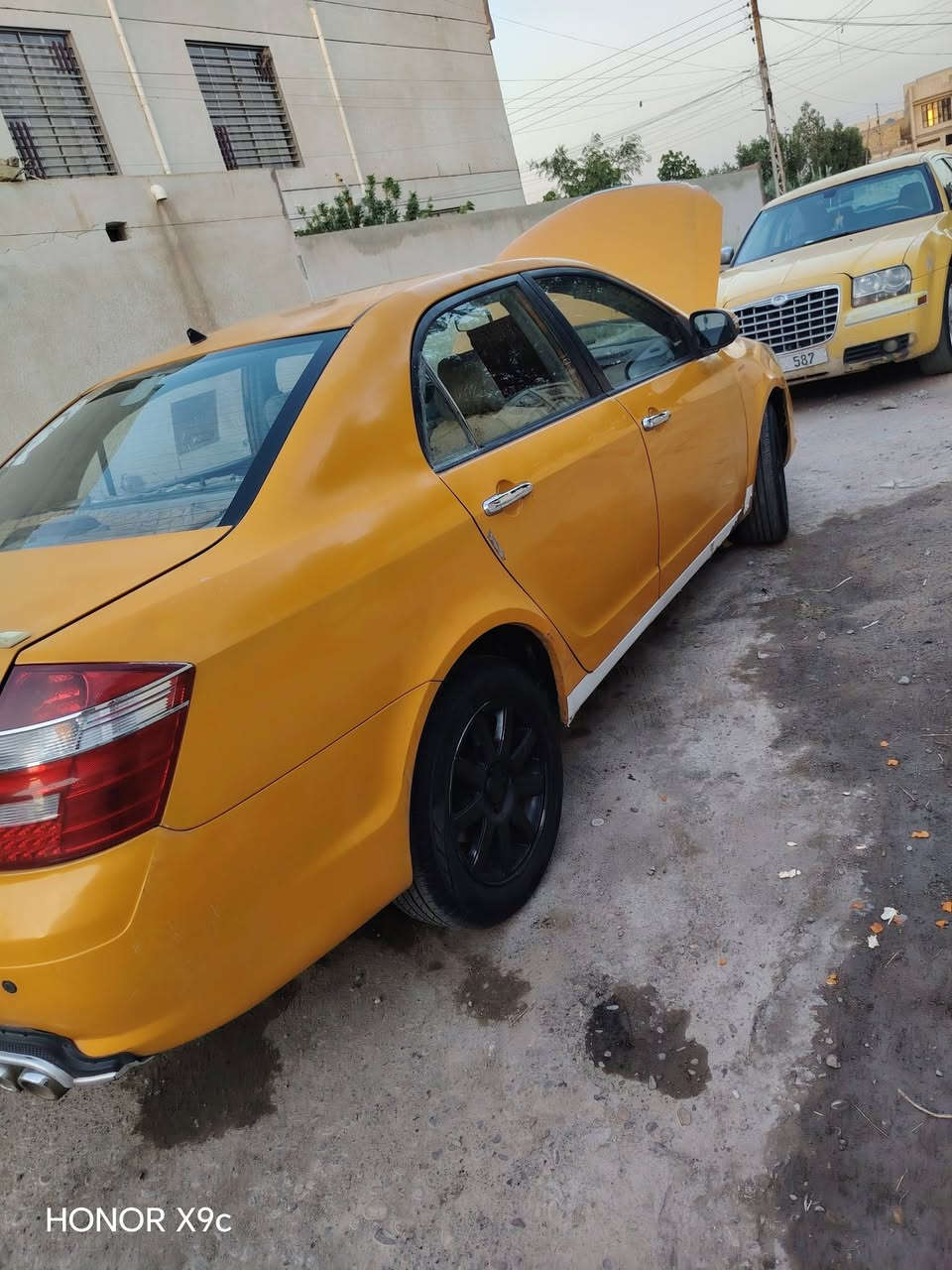 جيلي موبل 2013 للبيع  رقم ميسان. ومكاني ميسان.. مكينه بيها تبخير  صدرها نص عمر  ومشتريلها صدر جديد بس ع الشد.. تبريد ثلج وي السويج  بيها رشات صبغ أثر خياس  وراعيها يمي كبل اواجهك وياه  السعر المطلوب ٤٠ وبيها مجال... أرقامي ثنينهن بيهن واتساب
 ***********
***********
