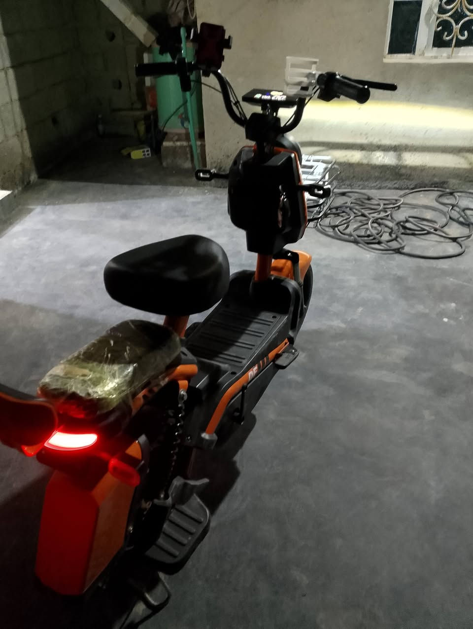 دراجه شحن حجم 14 للبيع دراجه كلش نضيفه كامله من كلشي تشغيل عن بعد اشاره يمنه يسره شاشه شغاله ابريك وره و جدام سعر 300وبيه مجال العنوان بغداد تقاطع النهروان رقم الهاتف *********** يتوفر واتساب
