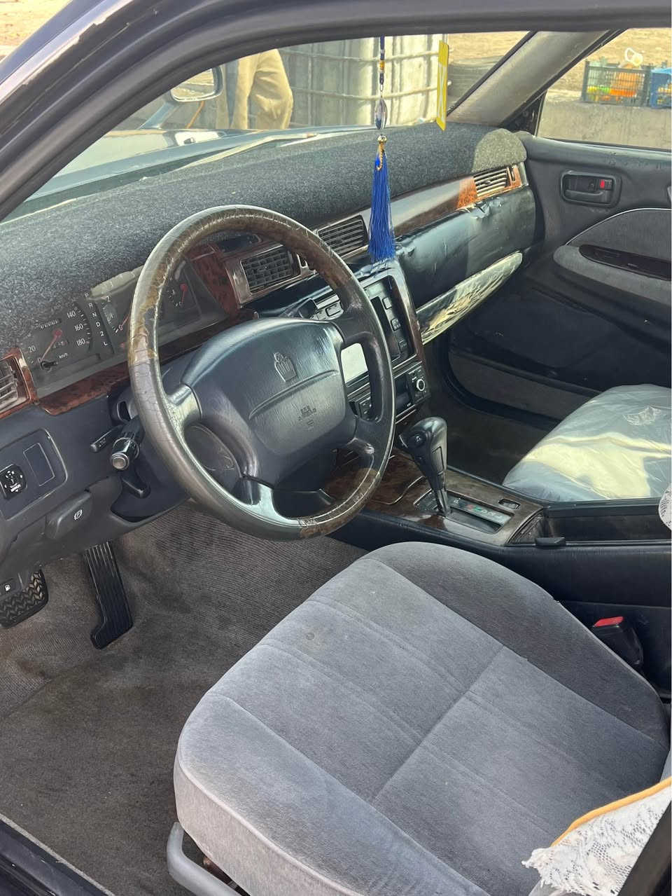 راس الثور تكم السياره مال جناي رقم صدامي راعيه الشرعي بلنجف عندي بيه وكاله عامه سنويه صاقطه ابيع هذه الموجود رقم الهاتف *********** السياره بلبصره السعر 65 بيه مجال قليل البصرة, العراق
