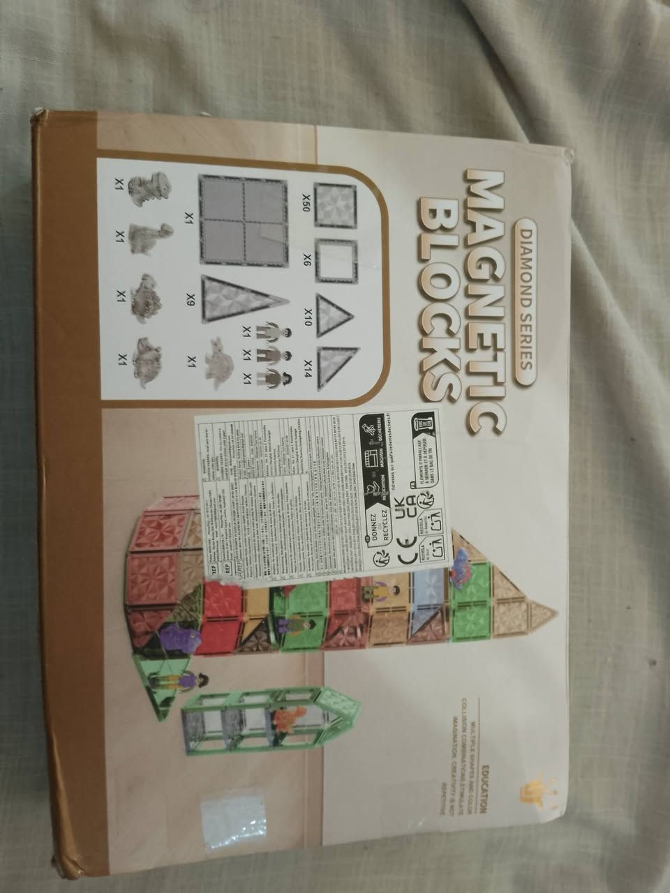 هذه اللعبة هي مكعبات بناء مغناطيسية (Magnetic Blocks) من سلسلة Diamond Series، وهي لعبة تعليمية بنظام STEM تهدف لتطوير مهارات الهندسة والإبداع لدى الأطفال.عدد القطع 98 للبيع


**إذا كنت صاحب هذا الإعلان وتريد حذفه لأي سبب، رجاءا أرسل رسالة إلى الدعم الفني**