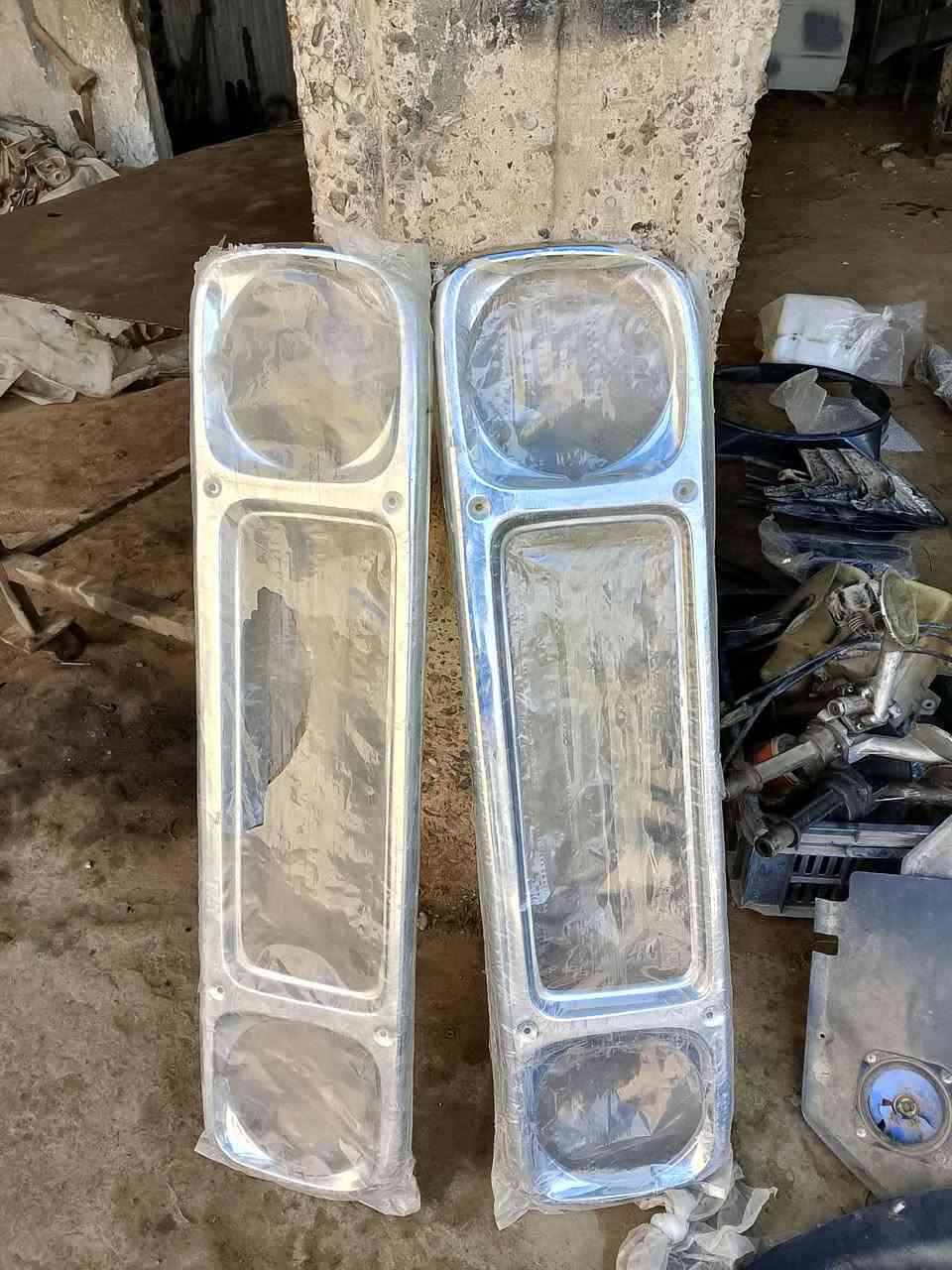 سلام عليكم من رخصت الادمن 
يوجد غراض بيكم لاندكروز جديد 
العنوان ديالى بلدروز 
***********
