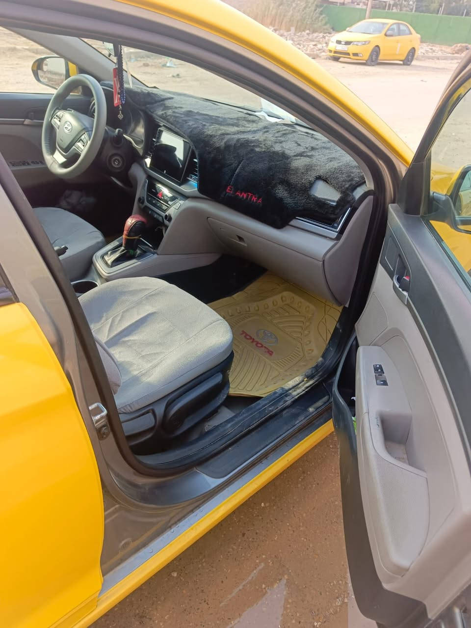 السلام عليكم النتره 2018 سياره حادثه حالوب فقط  ليبل واحدسياره ماشيه 70 السعر 130 بيه مجال لا ستفساره*********** العنوان بغداد احي اور
