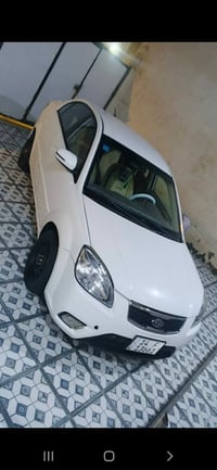 ٢٠١٢ • ١٦٠٠ • اوتو