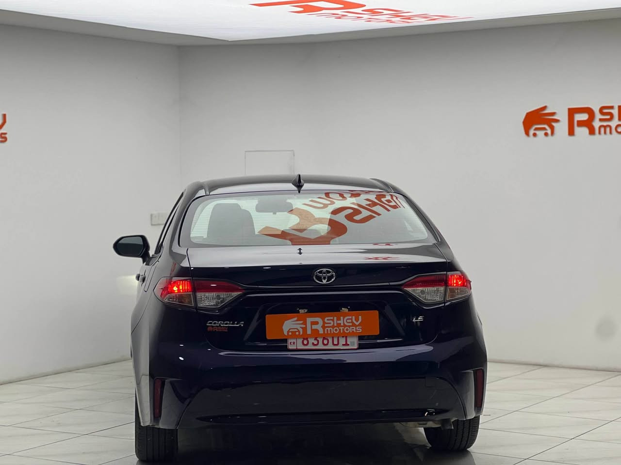 Toyota Corolla 2024
تويوتا كورلا ٢٠٢٤
مواصفات LE

مكينة ٤سلندر حجم ٢.٠لتر تنفس طبيعي
ماشية 18,000 ميل فقط و ب حالة فوق الممتازة

ضرر السيارة باب الخلفي صفحة نفر صبغ
طبعاً الحادث كلش كلش خفيف اكيد بدون دواخل و ايرباكات شرط

رقم الشاصي مع الصور
رقم كاتي تترقم شمالي

مكفولة من كير و محرك و كهربائيات

و ب سعر(145$) ورقة و بيها مجال للطيبين

مكان السيارة

دهوك -معرض ارشف R-Shev
رقم51 من معارض التيرمينال 

***********
*********** دهوك, العراق
