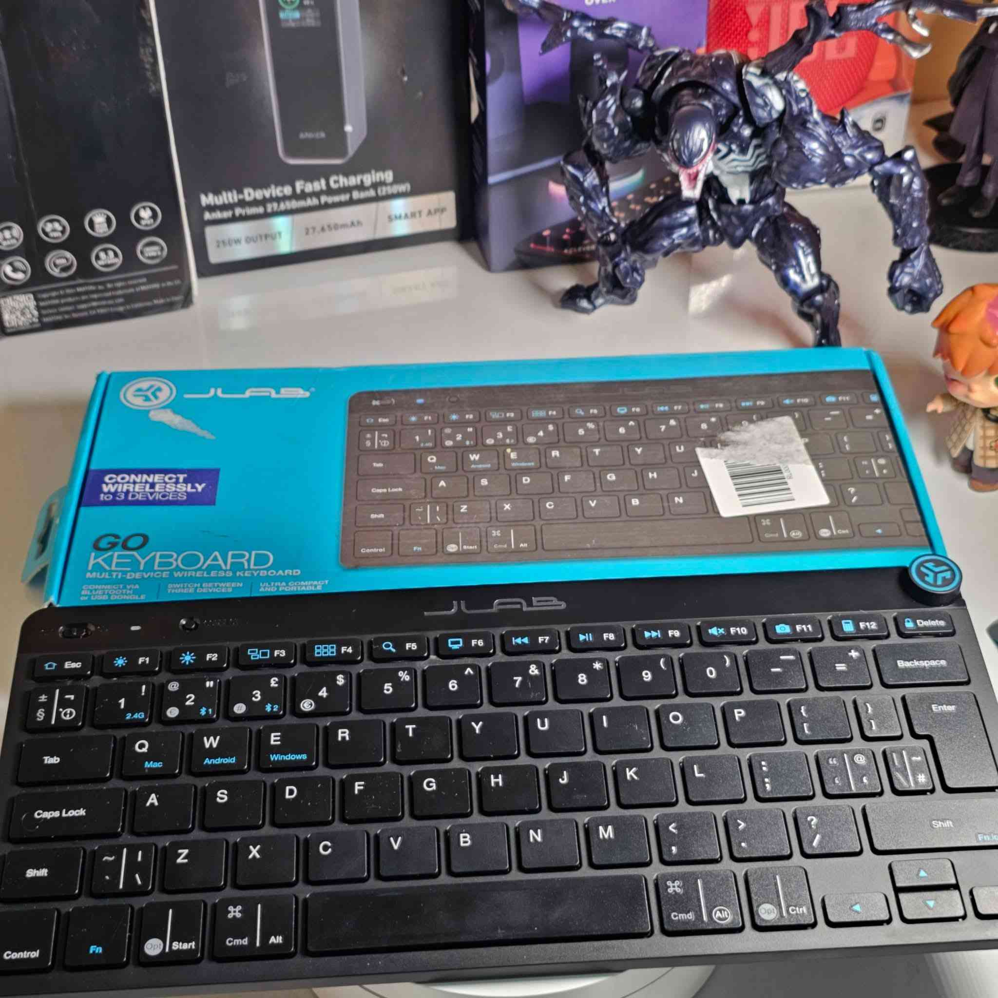 السلام عليكم
متوفر ماوسات عدد ٤ 
Attack Shark R1 )* ( Ajazz AJ139 pro ) *(Ajazz AJ59 pro ))*
*(JLab Epic Wireless Mouse)*
مع كيبورد *(JLab GO Keyboard)*
شلع ٨٠ الف على اول (تم)


**إذا كنت صاحب هذا الإعلان وتريد حذفه لأي سبب، رجاءا أرسل رسالة إلى الدعم الفني**