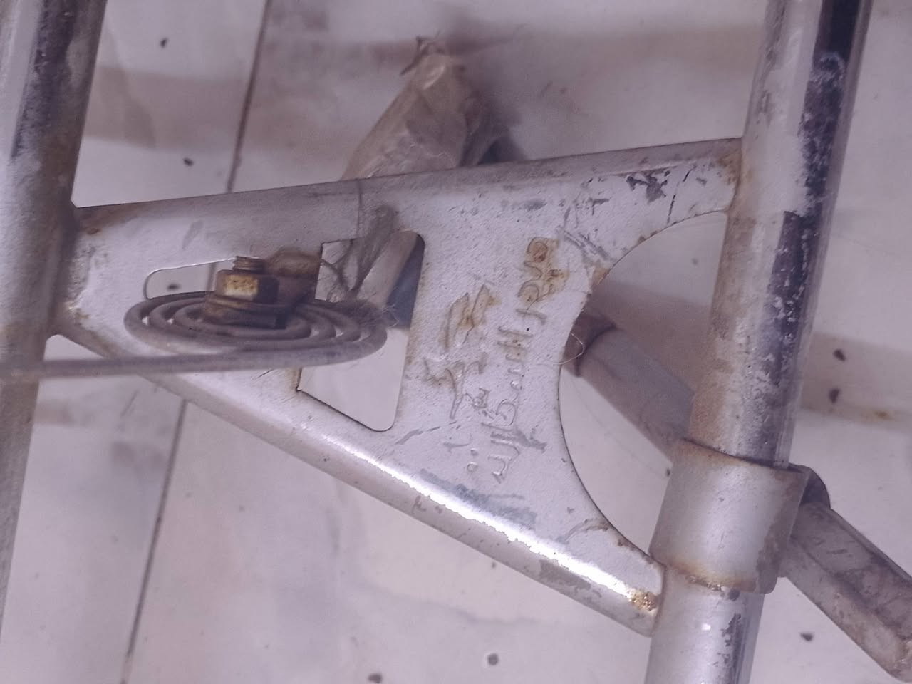 سلام عليكم سيابايه حيدر سحاره للبيع مال انتره السعر 140 بغداد البياع ***********
