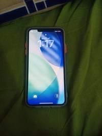 آيفون ١١ برو ماكس • ٢٥٦ • بطارية ٧٥٪
