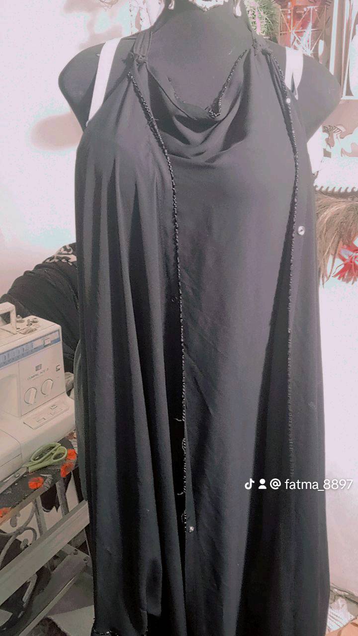 فساتين نضيفة قياس حسب نوع المديل لبس وزن من 40الى70سعار مناسبة جداً