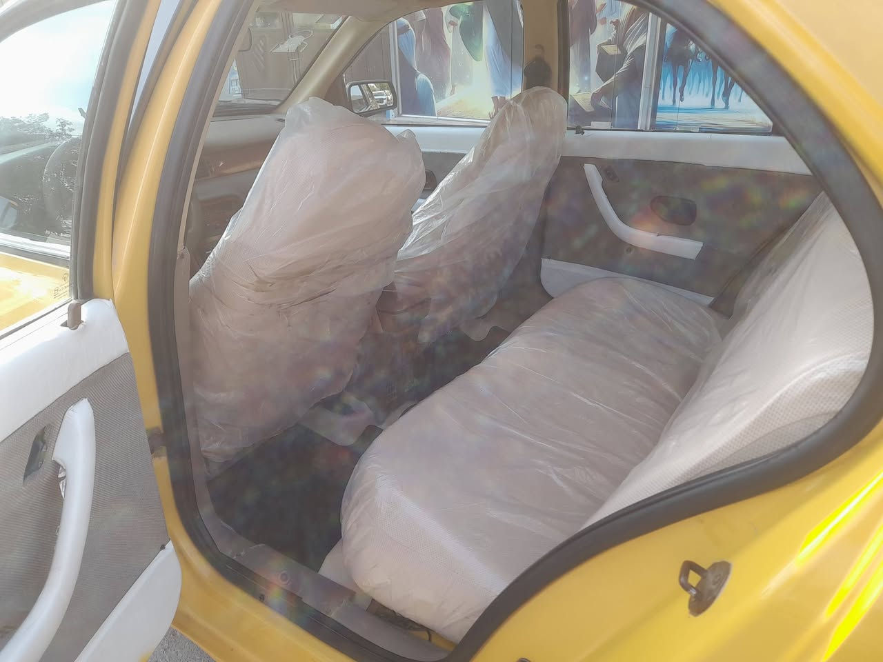 السلام عليكم سمند موديل ١٢ للبيع سياره جهازة تحويل ثاني يوم رقم جديد واسط السعر ٤٠ وبيها مجال قليل الاستفسار ***********
