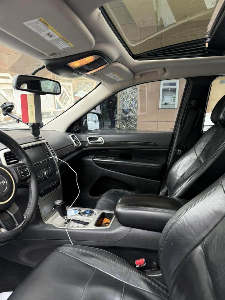 جــيـب موديل ٢٠١٤
فوول مواصفات ( فتحه بانوراما+كشنات جلد كهربائيه+شاشه بلاديه +كامره حساسات مفوله السياره

 السياره جاهزه من الدعاميه للدعاميه ماتذب ربع عليها  حداديه كير مكينه 

رقم اربيل انكليزي الجديد وسنويه

مكاني مركز بصره وسعرها ٧٩ وبيها مجال  الشراي يتصل على الرقم ***********
