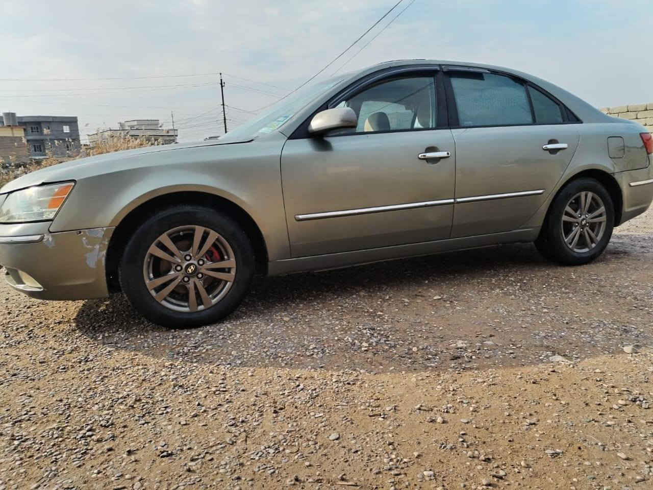 سوناتا مقدس 2010
صبغ قطعتين بوند وجاملغ بدون ضرر بدون دواخل
كير ومحرك وطخم بشرط
سنويه منتهية 
شرط تحويل لو وكاله
السعر 120 وبيها مجال 
***********
***********
