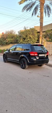 دوج جورني موديل 2020 ماشيه 35 mil فقط حادثهه امامي بيهه بنيد ودعاميه م...