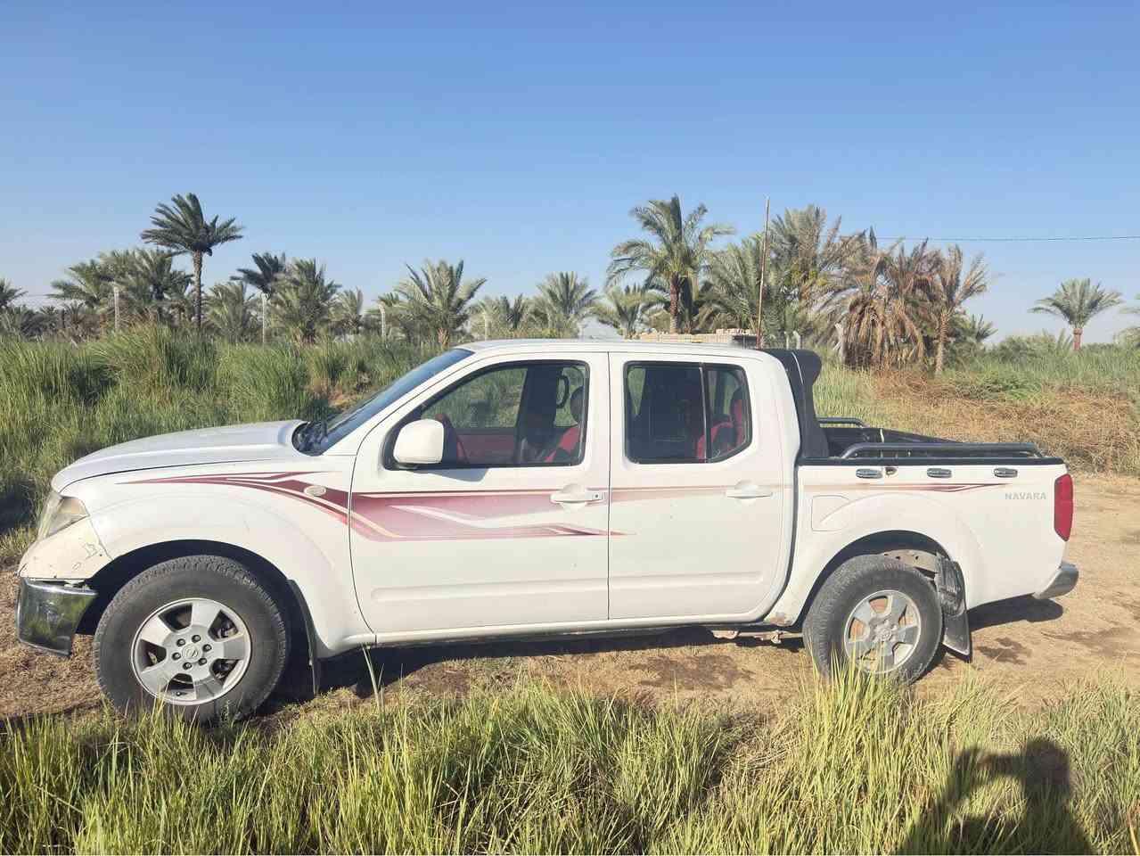 ￼ نيسان نيفارا موديل 10كفاله من الصبغ والتبديل مكينه جديده حاويه حداديه تخم تاير تبريد كهربائيات كله جديد رقم واسط صدامي مصفره من الغرامات والضريبة 
بيه فقط رصعات بسيطه   مكاني دوانيه السعر 83وبيها مجال بيع مستعجل 
***********
*********** ديوانية, القادسية
