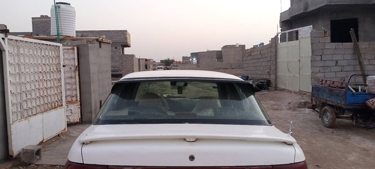 السلام عليك
كيا سيفيا للبيع موديل 94 رقم بغداد الدولي مصفرة 
السيارة مكفولة كفالة عامه +تبريد فول 
السيارة كير عادي 
كير محرك كفالة 
تاير جديد ,كهربائيات كلهة شغالة ،حدادية جديد 
مكاني واسط الزبيدية ***********
